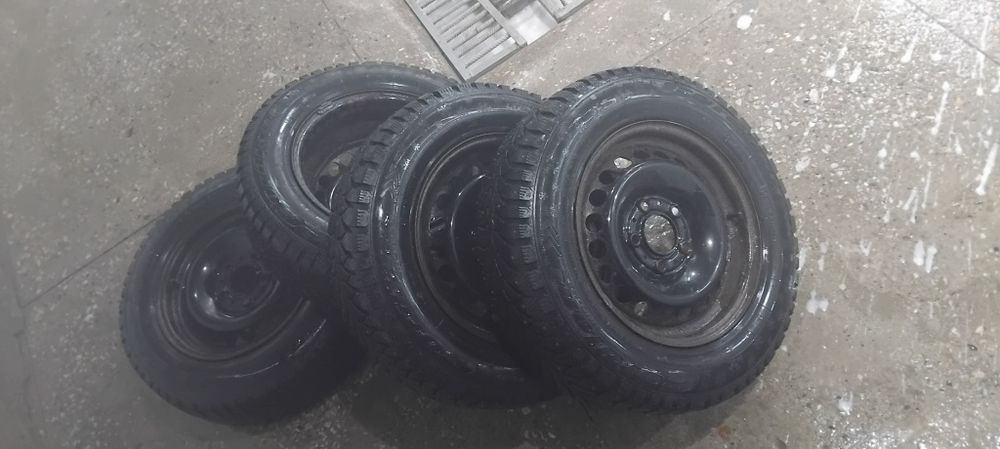 Шины с дисками от бмв