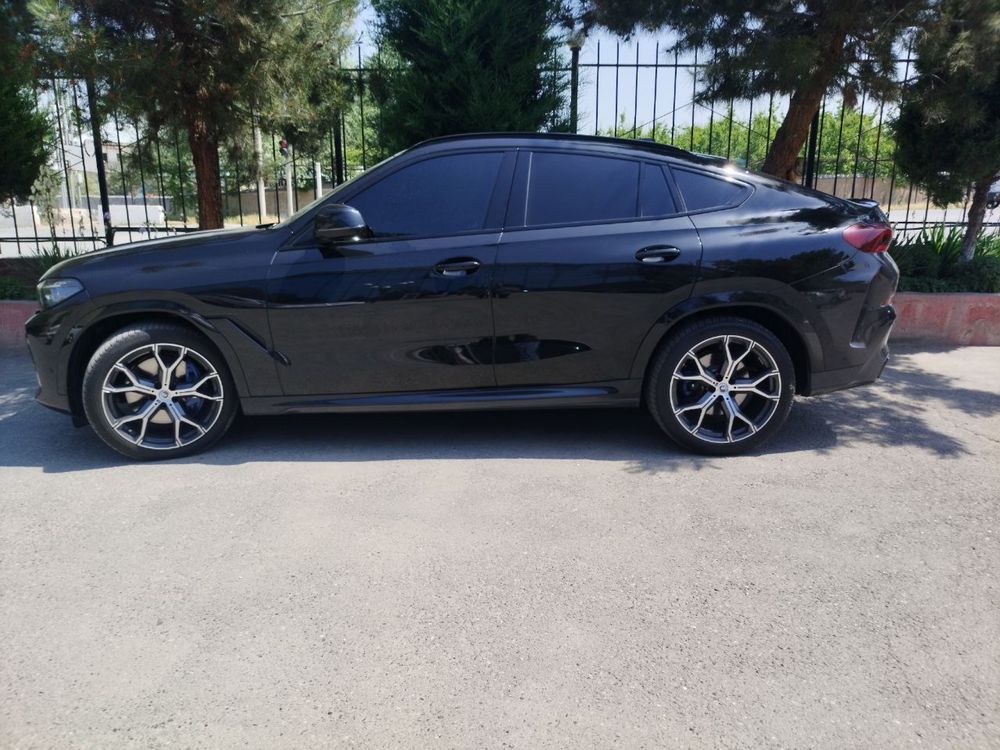BMW X6 xDrive40i M-sport