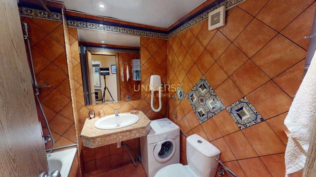 Продава се Двустаен апартамент в к.к. Елените - 71 кв.м за 1536 €/кв.м - Снимка #11