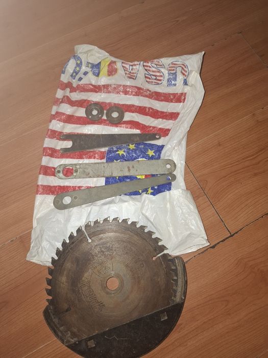 Vând diferite scule!