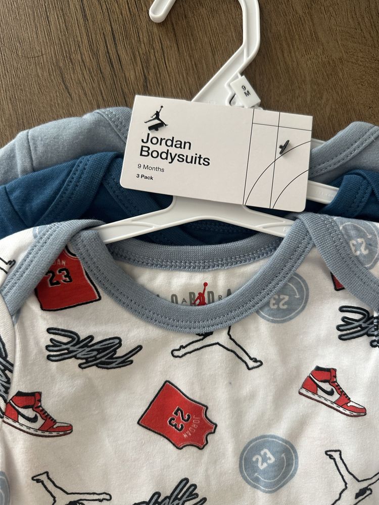 Бебешки бодита nike jordan