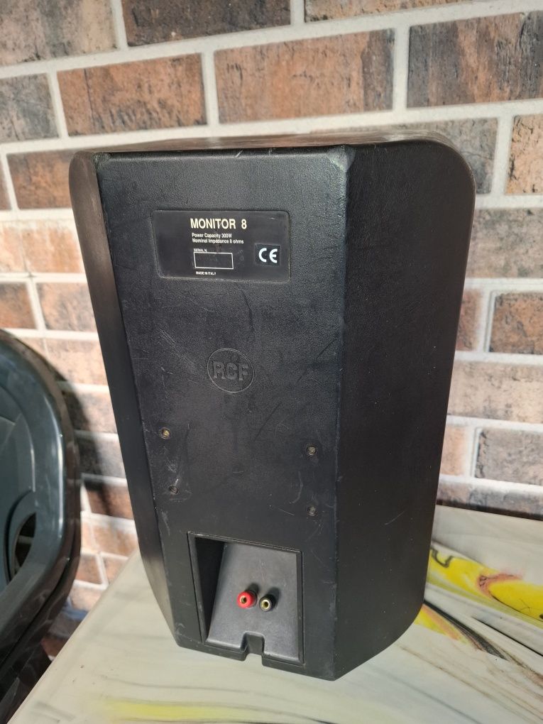 Vand sau schimb Boxe RCF Monitor 8, boxe de bass
