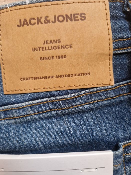 Мъжки тъмно сини дънки