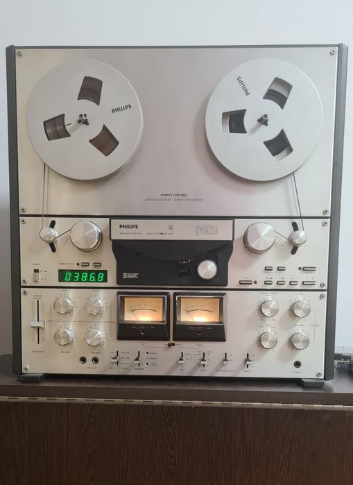 Magnetofon Philips N4520