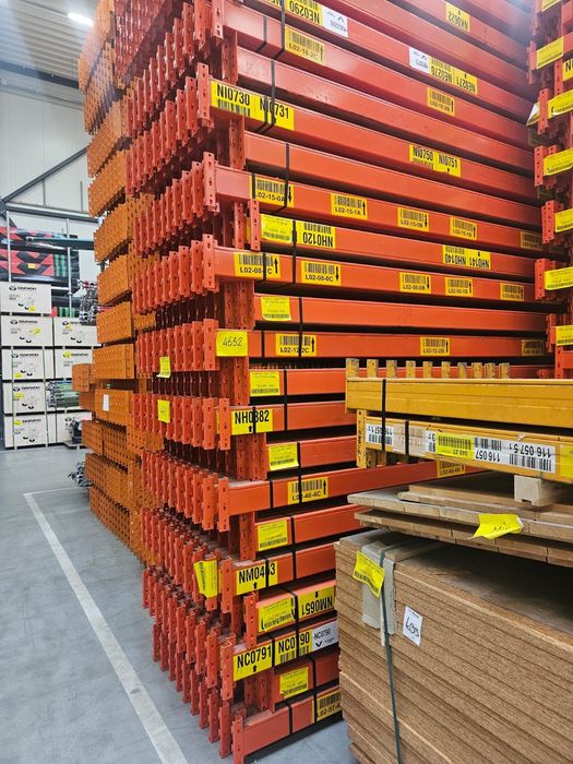 Rafturi industriale metalice pentru depozit și hale