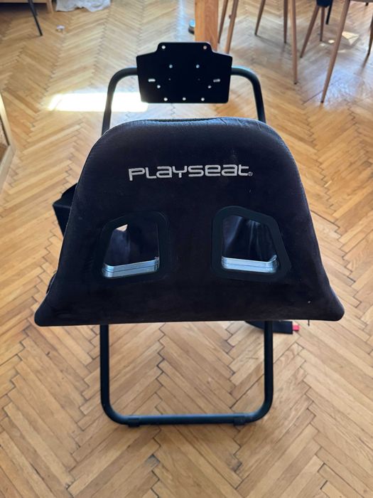 Scaun Playseat – pentru simulatoare auto / gaming / racing