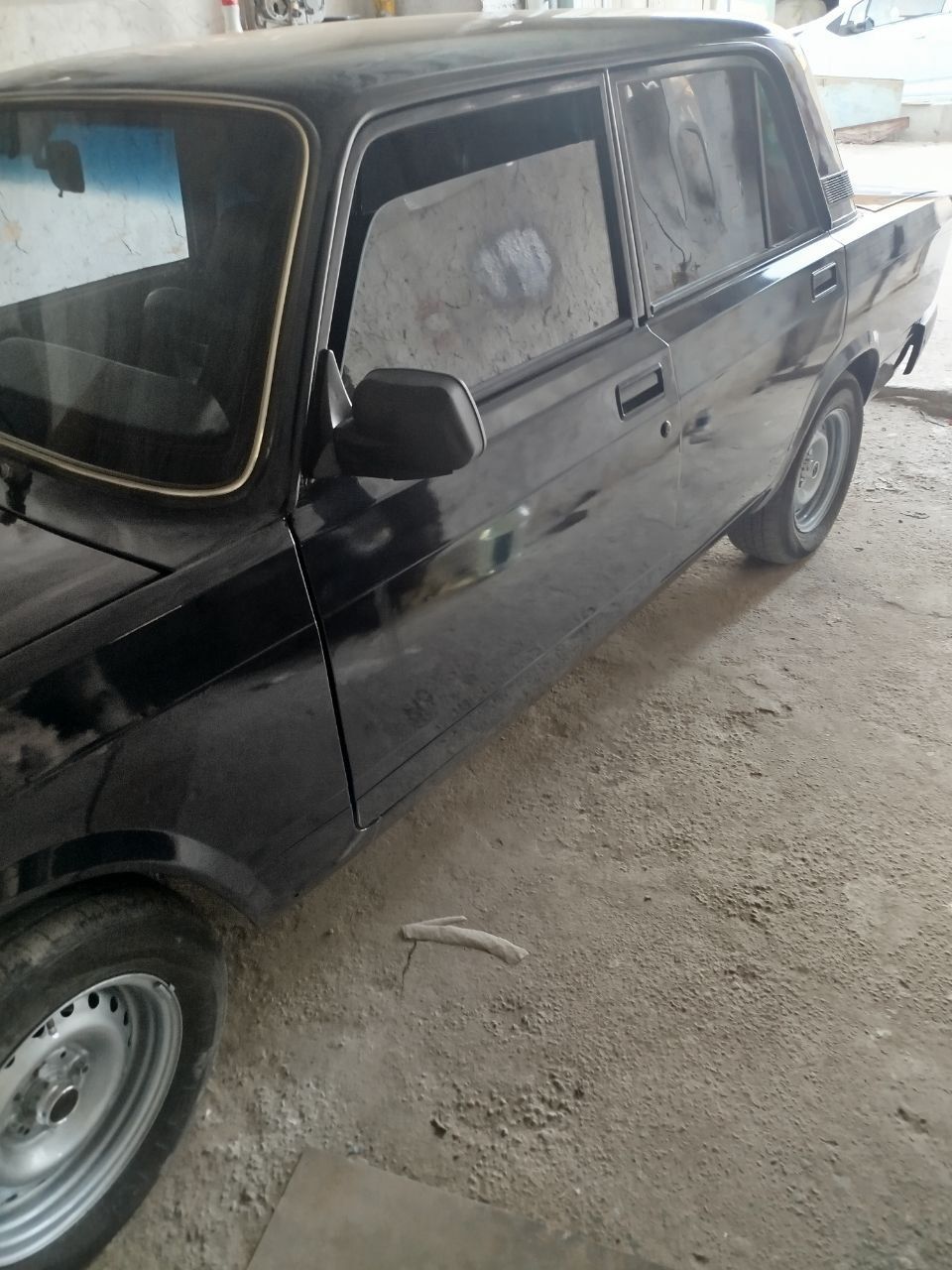 Vaz 2107 yilli 2000