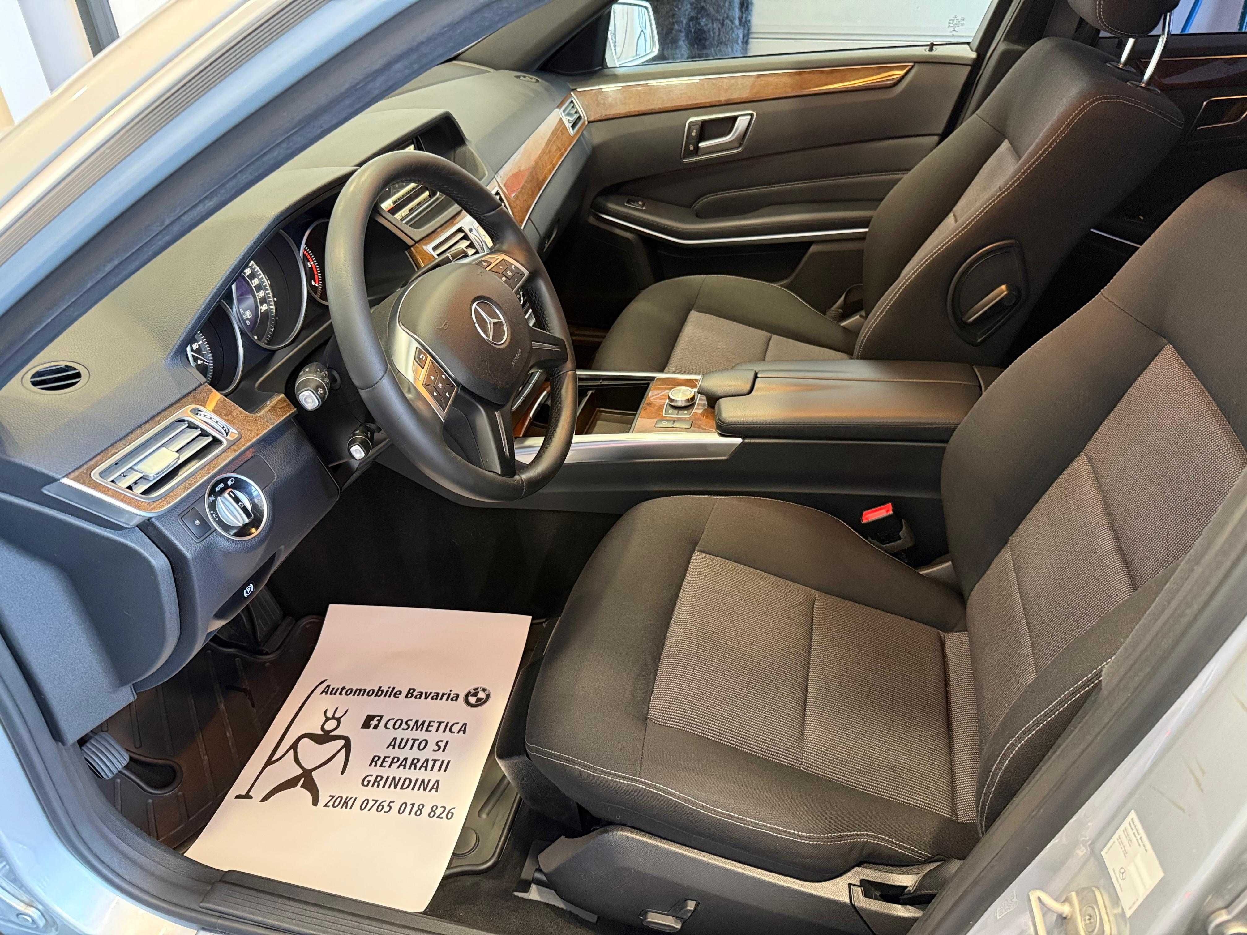 Mercedes-Benz 220E Class 2.2