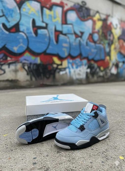 Adidasi Jordan 4 Retro University Blue - Adidasi Unisex Premium