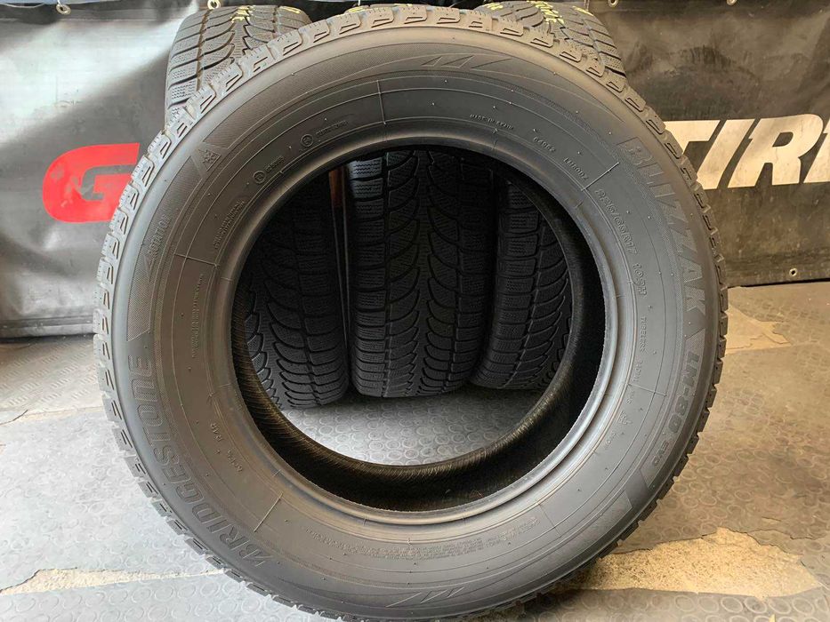 225 65 17 зимни гуми за джип BRIDGESTONE BLIZZAK LM 80 evo