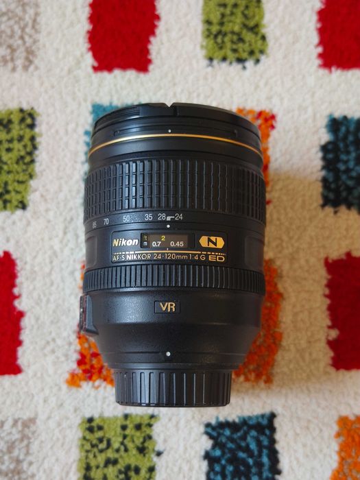 Обектив Nikon - AF-S Nikkor, 24-120mm, f/4G ED VR