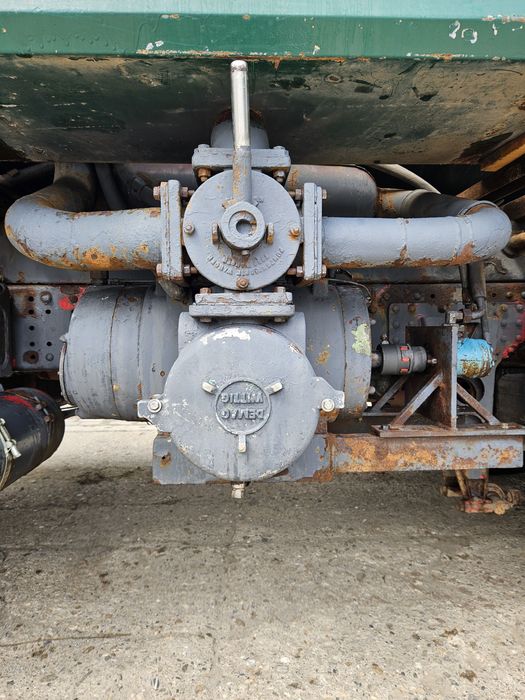 Vidanja/cisterna cu umplere/împrăștiere apa  Man 19.343 Demag