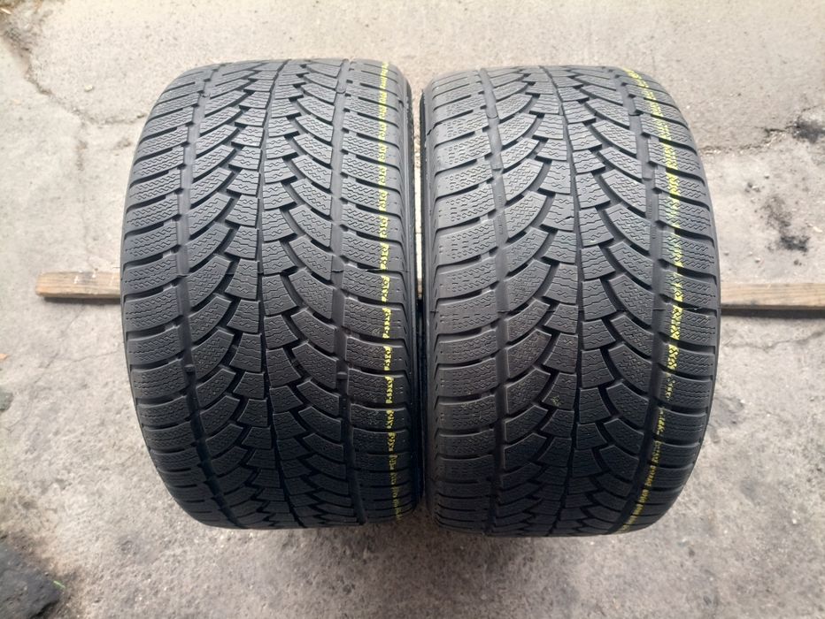 2 anvelope de iarna Nokian 295/35 R18