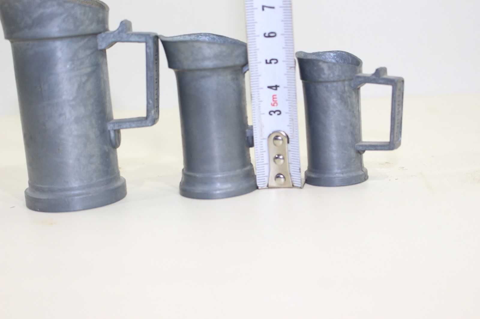 Комплект стари калаени мерителни съдове с маркировка. Внос Франция