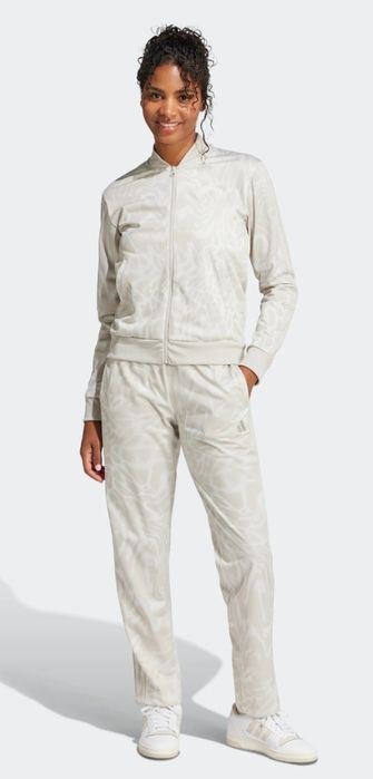 Спортен екип Adidas