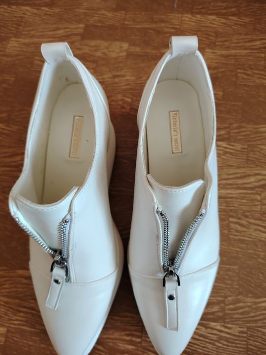 Натуральная кожа с коробкой