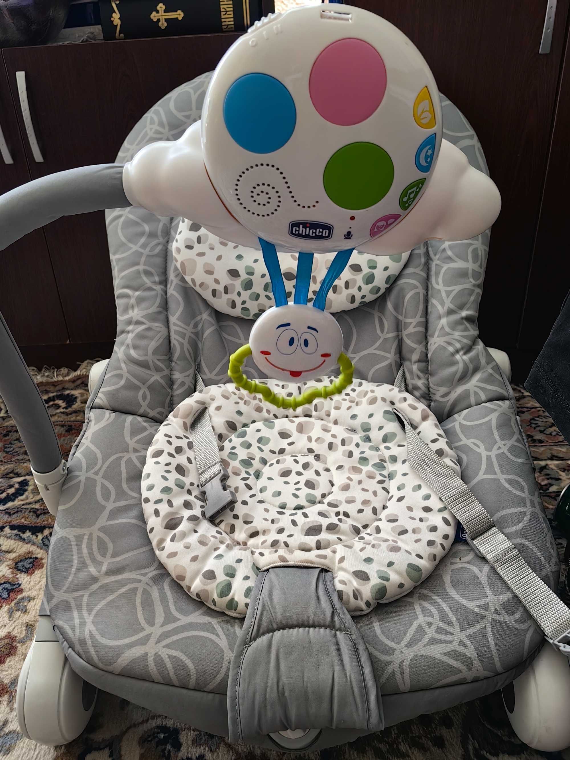 Музикален шезлонг Chicco Balloon Bouncer