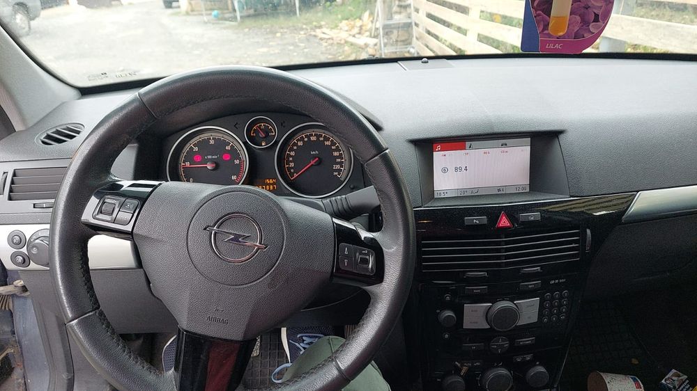 Vând Opel astra h 2010