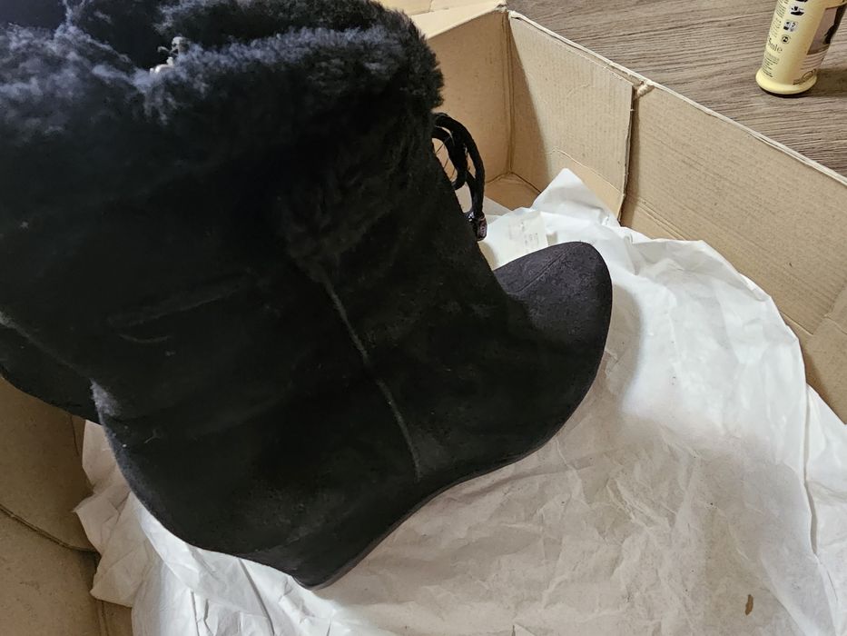 Продам женские сапоги натуралку