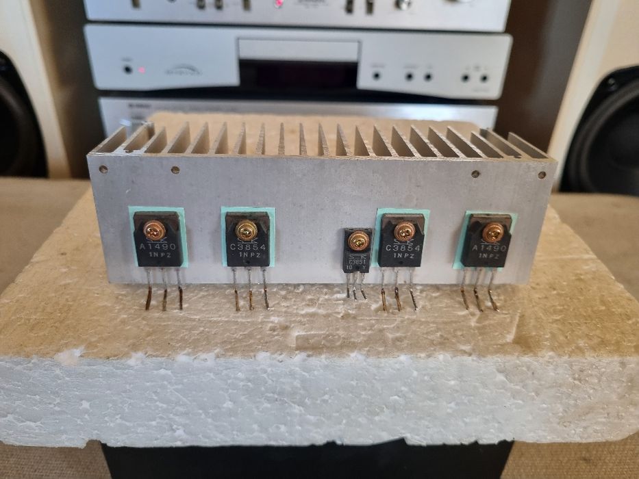 Set Tranzistori Finali Sanken 2SA1490, 2SC3854. Perfecta stare.