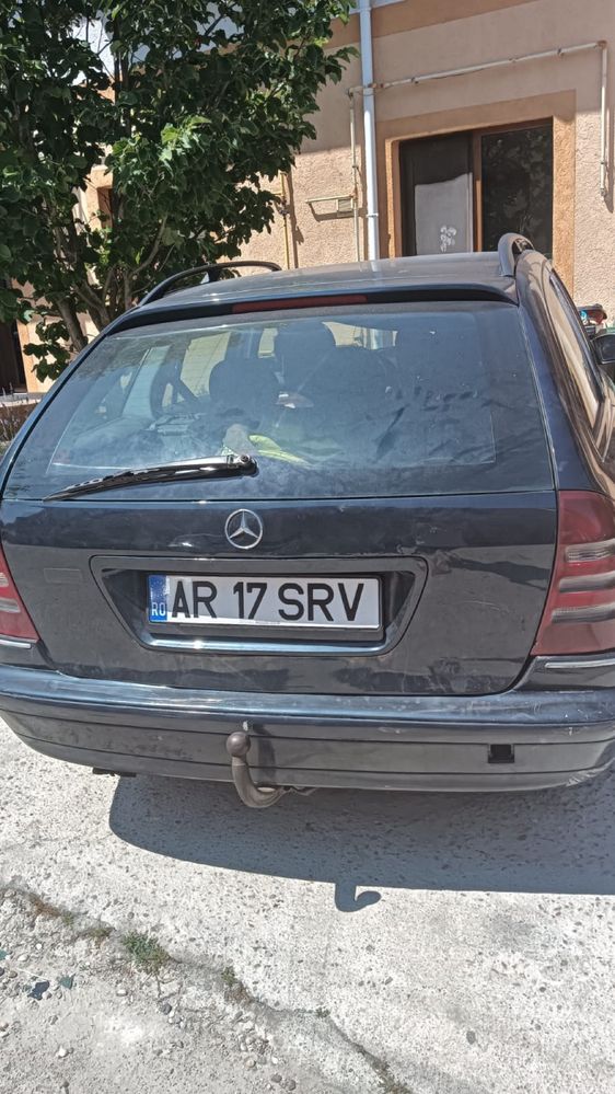 Vand mercedes 203 k 2.2 cutie automata