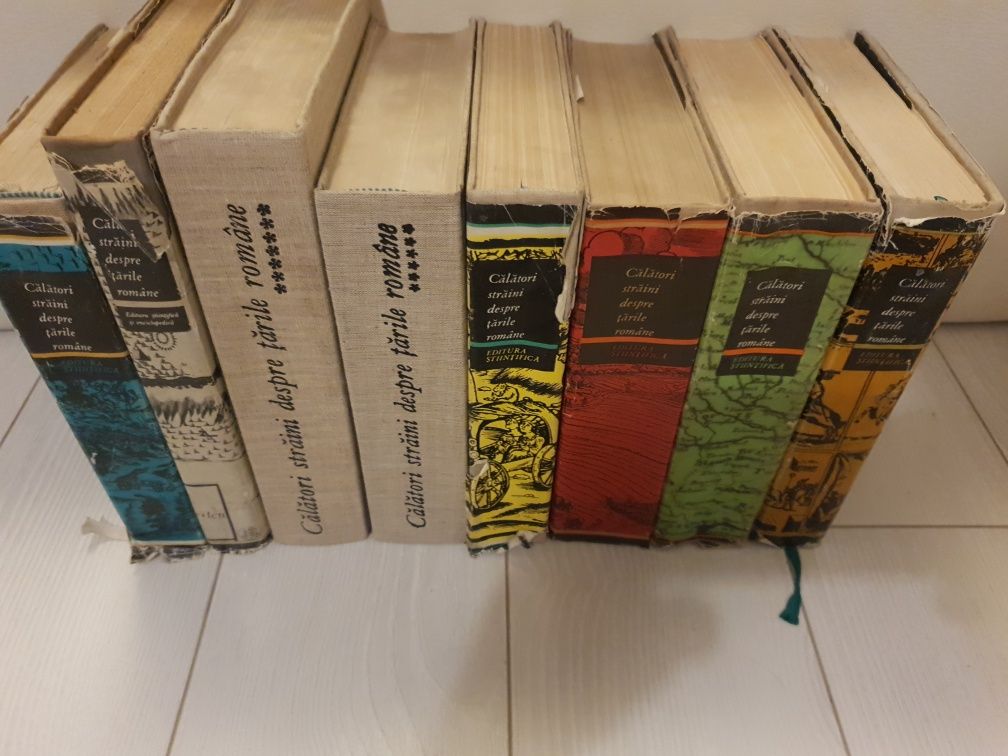 Set Calatori straini despre Tarile Romane 8 volume (1968-1983),complet
