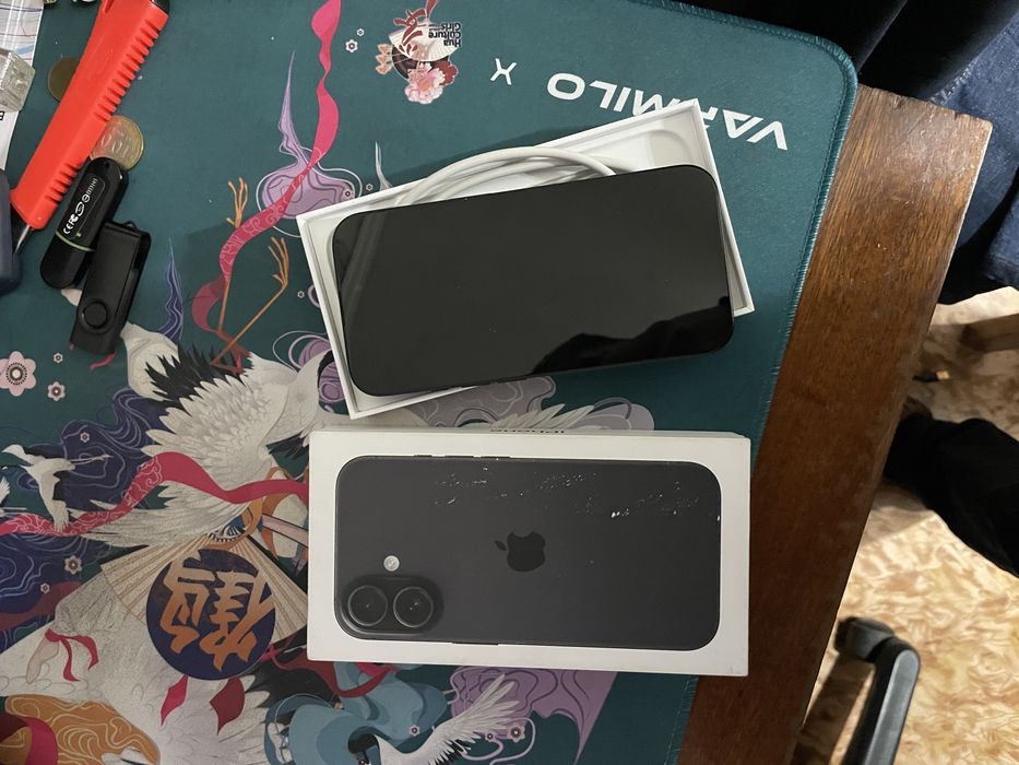 Iphone 16 в отличном состоянии