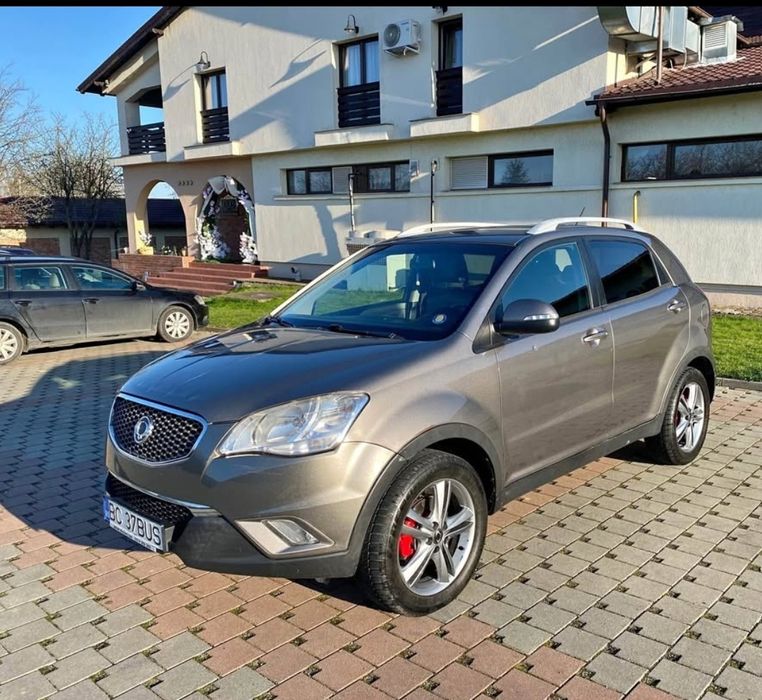 Vând Ssangyong Korando