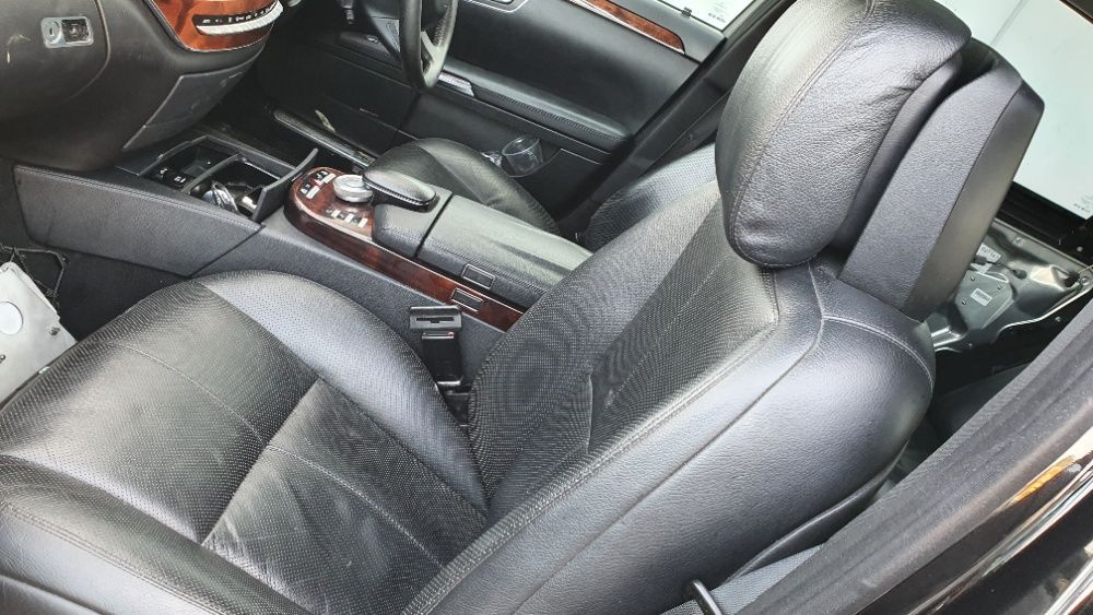 scaune interior dvd in tetiere Mercedes S class W221
