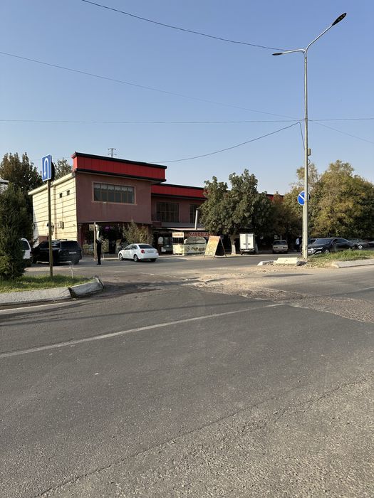 Ахангаран 8 соток (магазин,кафе, миллий таомлар,vip зона 9 комнат)