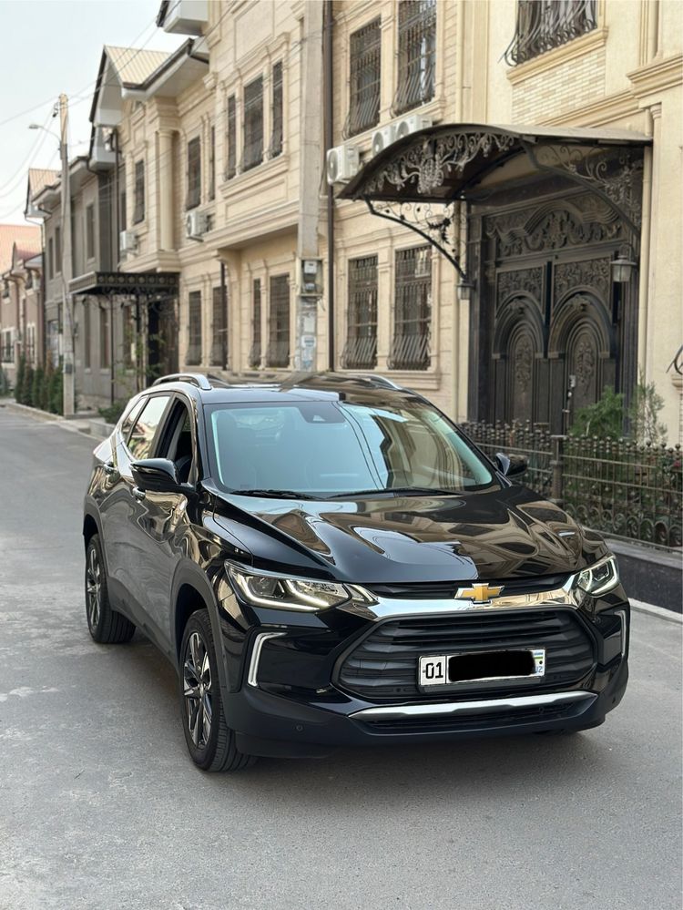 Treker 2 2023 Premier Full Avtomat karobka srochna sotiladi