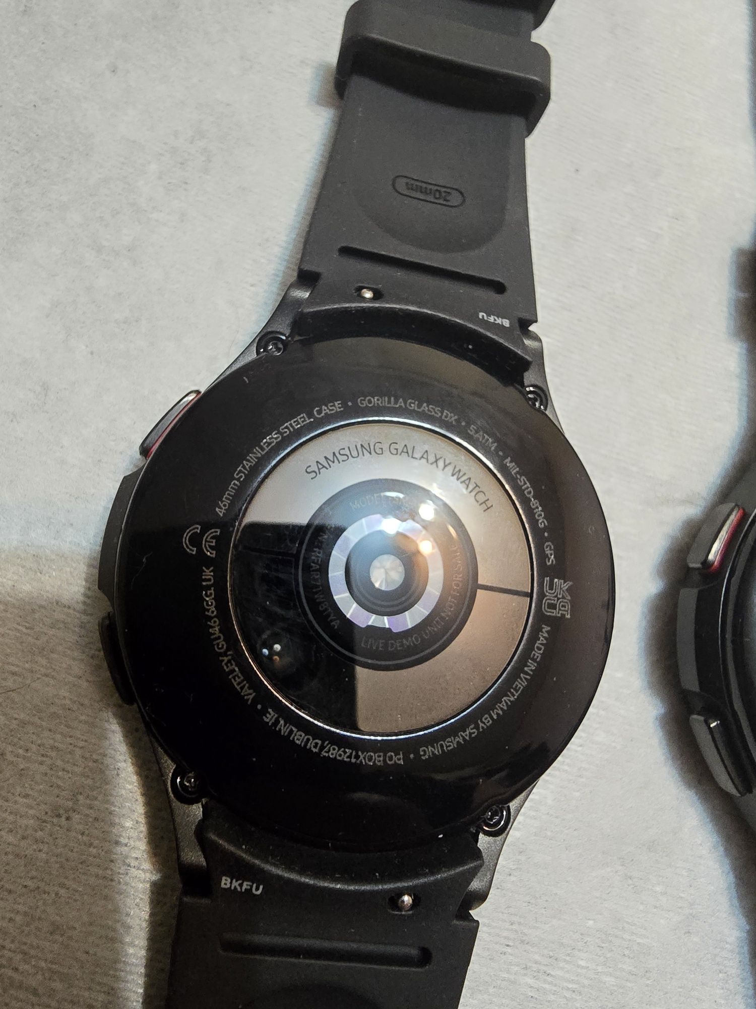 Samsung watch 4 classic R890