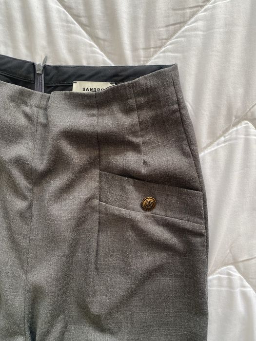 Сив дамски костюм Sandro