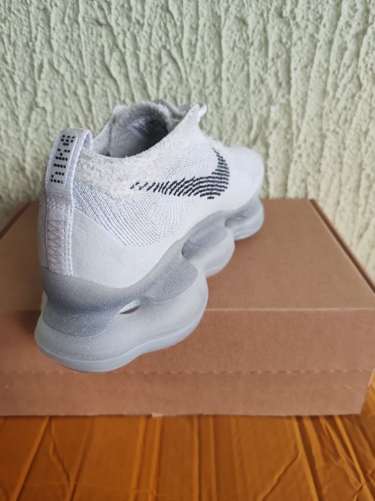 Nike Air Max SK SE