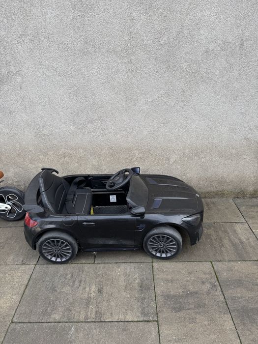 Vand carucior Chicco ,masinuta electrica,scaun auto ,trotineta2in1