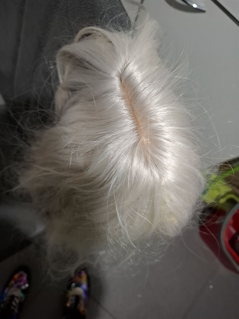 Peruca blond lunga 120 cm ușor par ondulatperuca Cenușăreasa