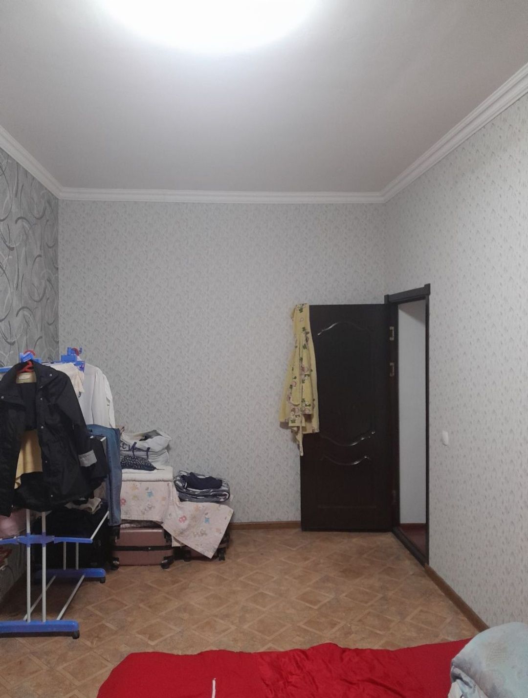 Продается евро коттедж 3 комнаты. 1 сотка. Миробадский район