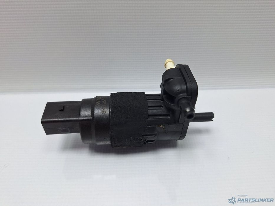Motoras lichid parbriz AUDI A4 IV Avant (8K5, B8) [ 2007 - 2015 ] TDI (CJCD, CMFB, CSUA) 110KW|150HP OEM 8K9955647