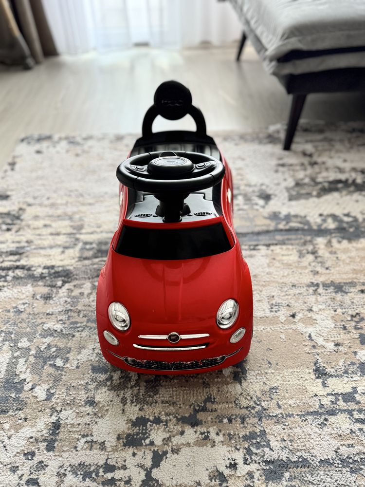 Кола за бутане и яздене Ride on Fiat 500