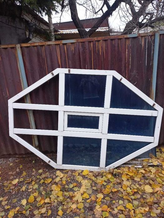 Окно пластик белый