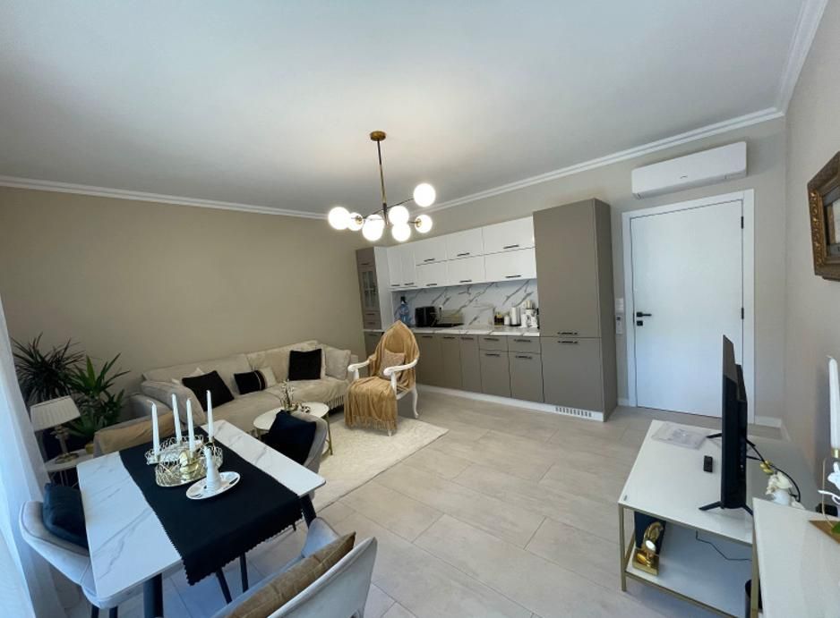 Дава се под наем Двустаен апартамент в Пловдив, Христо Смирненски - 75 кв.м за 548.25 € - Снимка #1