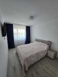 Închiriez apartament 2 camere, decomandat, loc parcare, cartier Coresi