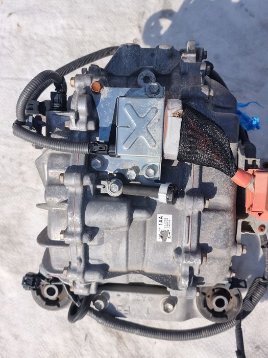 Toyota rav4 2.5hybrid 19-22 4x4 grup spate 1AA 21JTR2 impecabil