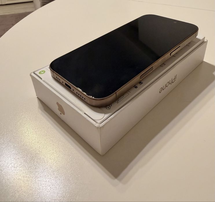Iphone 16 Pro ,256 gb, Desert Titanium