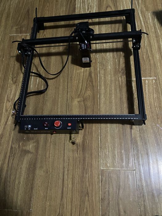 vand  masina de gravat  cu laser