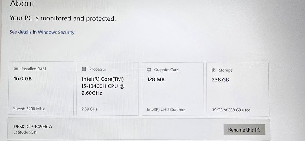 Laptop Dell i5 gen 10 16 gb ram 256 ssd M.2