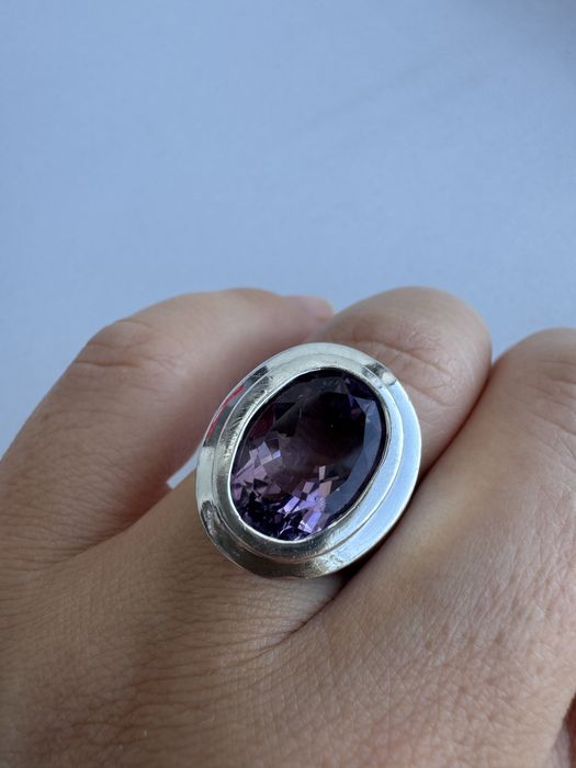 Inel din argint si ametist