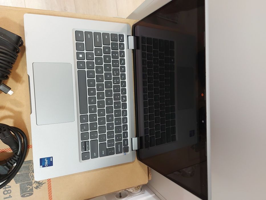 Dell Latitude 5320, 13.3" Fhd Touch, i5, 16Gb, 512Ssd