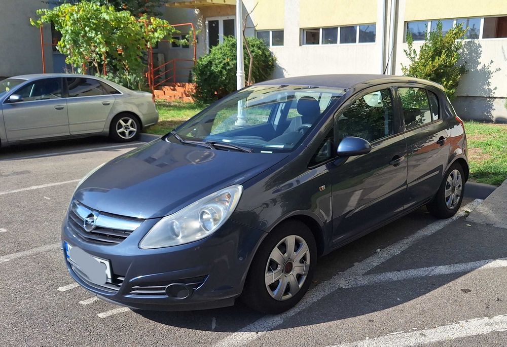 De vanzare Opel Corsa D 1.4 benzina