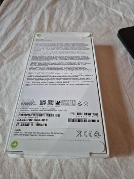 IPhone 15 pro 256GB с 9 месеца гаранция